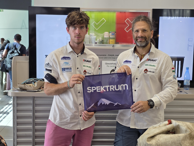 8000 méter - Amikor a hegy dönt borítókép