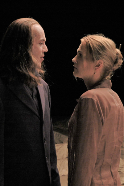 A herceg haladéka borítókép