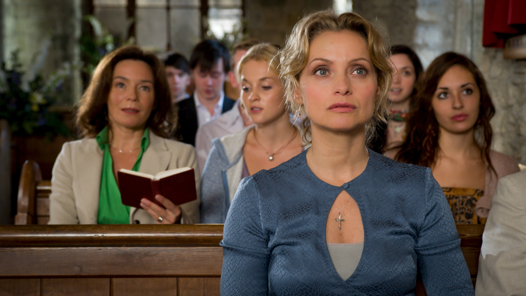 Álom és szerelem: Rosamunde Pilcher - Földi Paradicsom borítókép