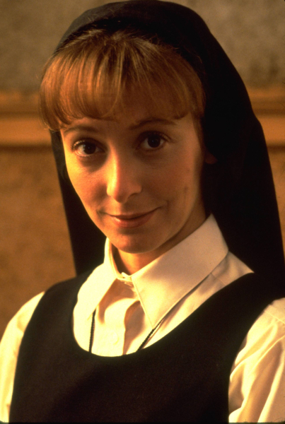 Apáca show borítókép