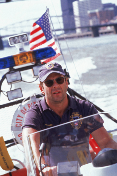 Árral szemben borítókép