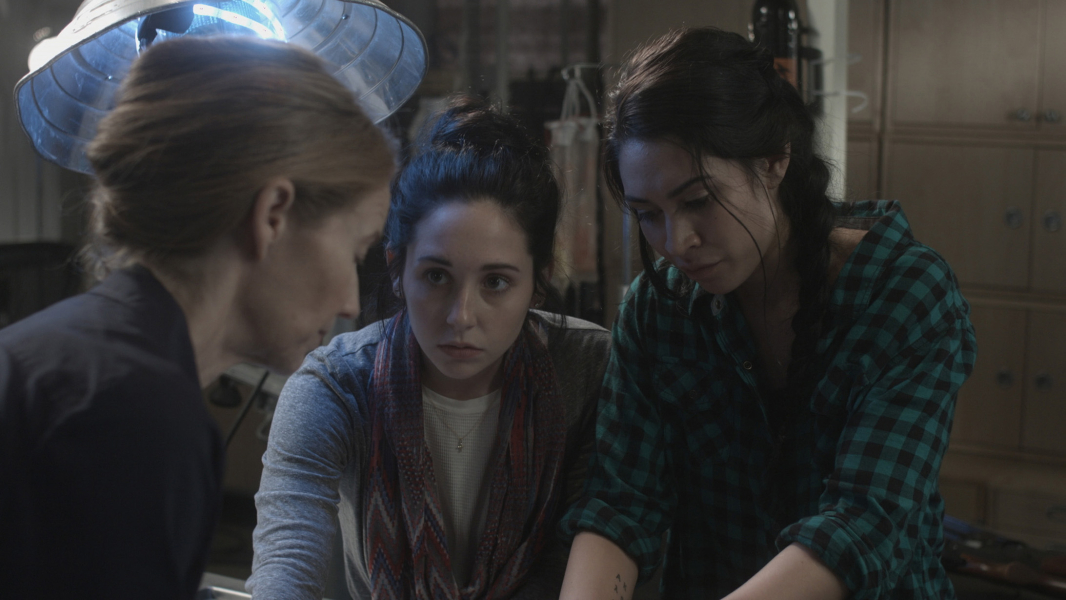 Cápasziget borítókép