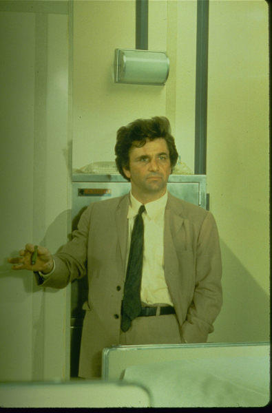 Columbo: Zavaros vizeken borítókép