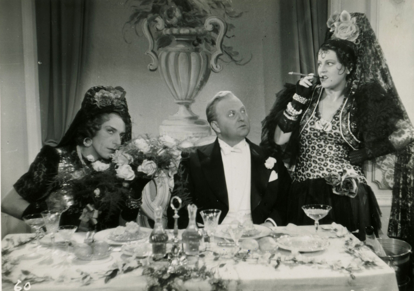 Egy szoknya, egy nadrág - Esti TV műsor: Moziklub