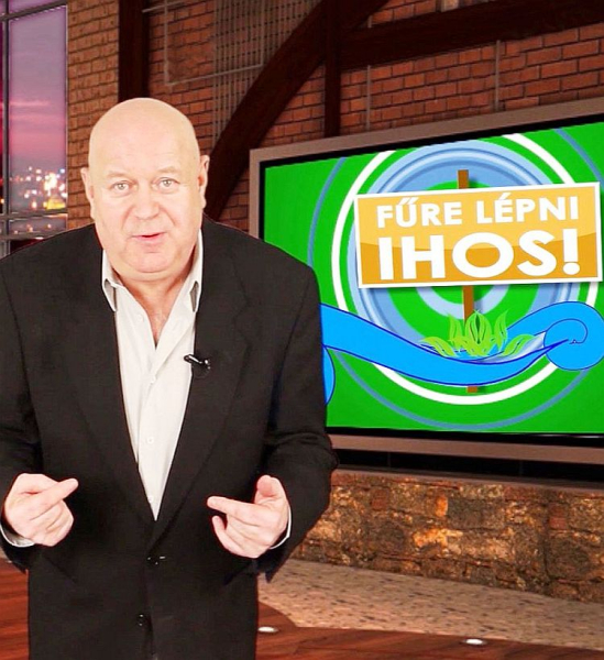 Fűre lépni Ihos borítókép