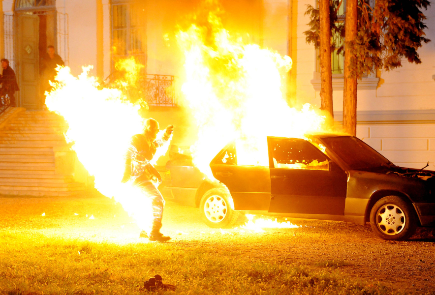 Hat töltény ára borítókép