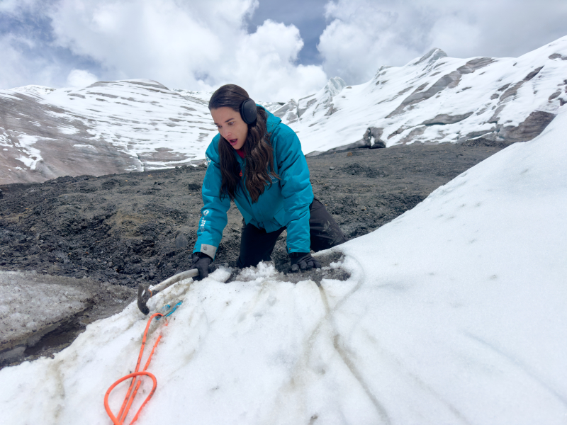 Hóba zárt szívek borítókép