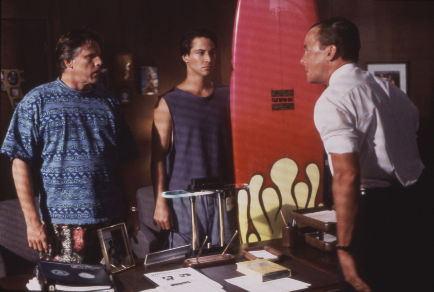 Holtpont borítókép