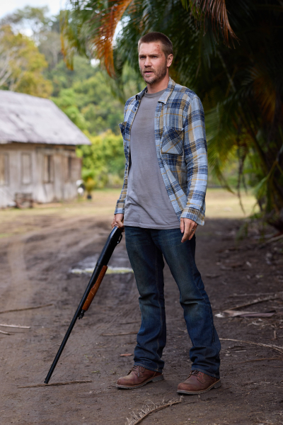 Kereszttűzben borítókép