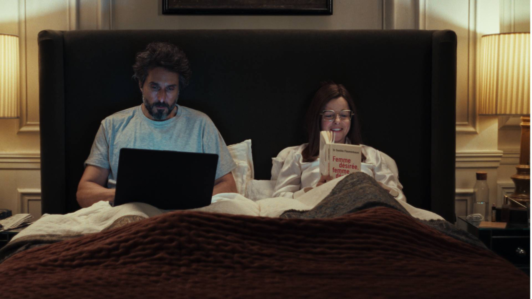 Mindenütt férfi borítókép