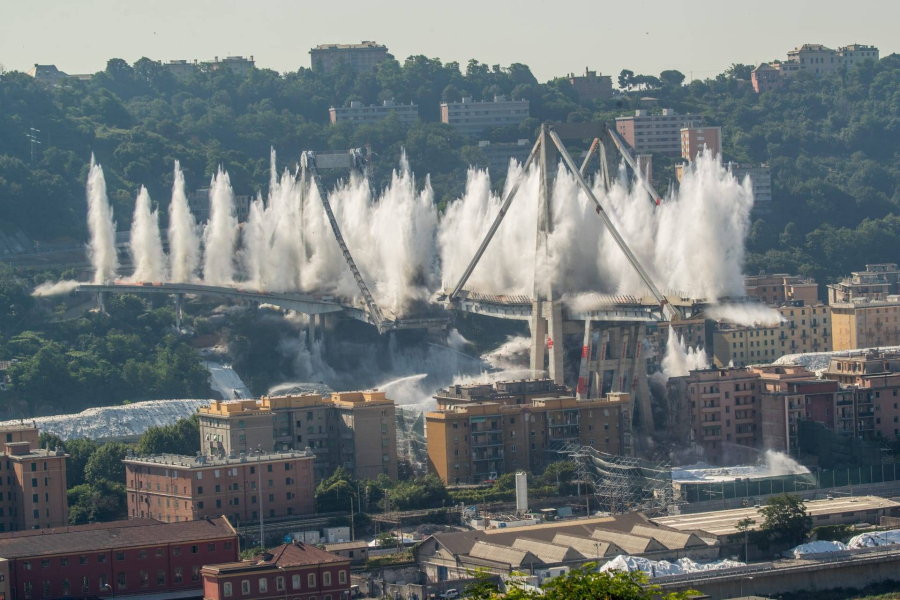 Nagy tárgyak, nagy hibák borítókép