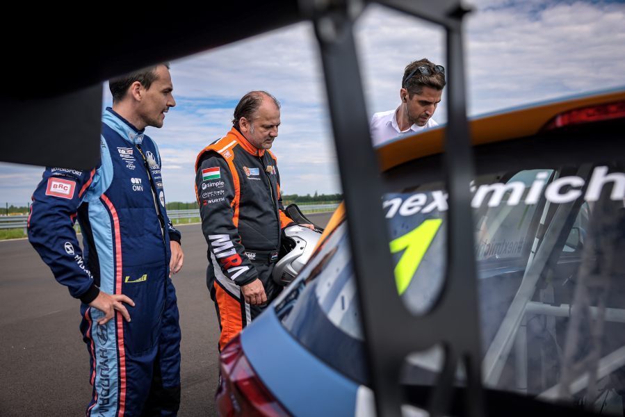 Tiltott zónák borítókép